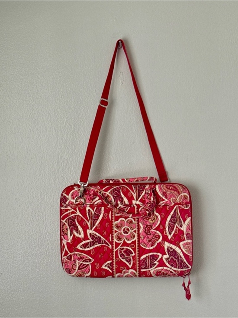 Vera Bradley Pink Paisley Laptop Case Briefcase Crossbody Bag